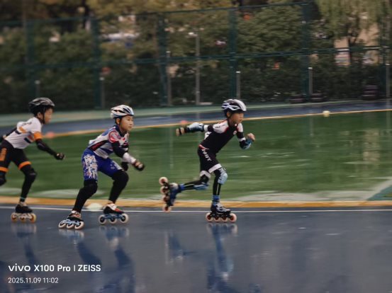 2a2ee32c8f764b9c2eebe118d9abb41f