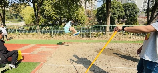 63a5f68f4c8dd93f292fa000783bae09